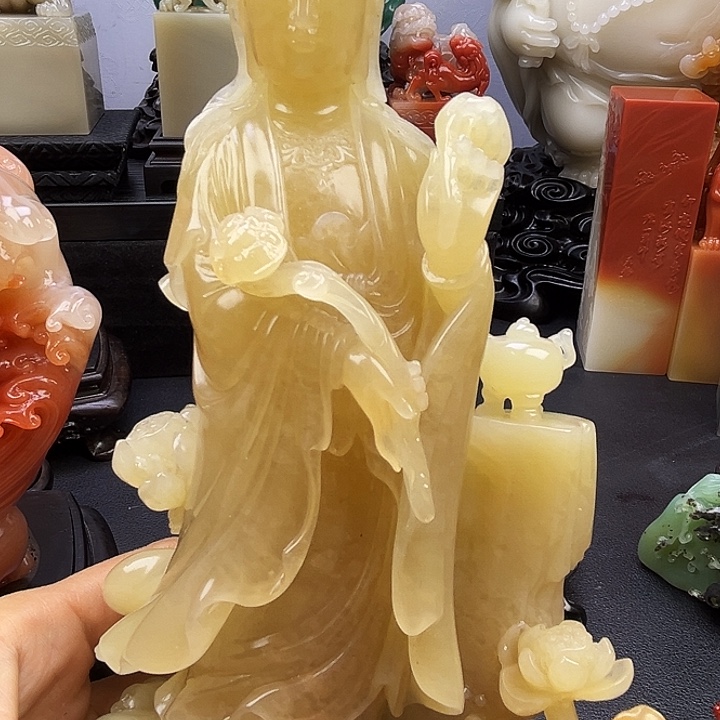 中***油寿山石观音摆件寿山石