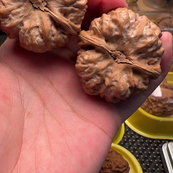 文玩核桃把件M****旭文玩核桃文玩核桃