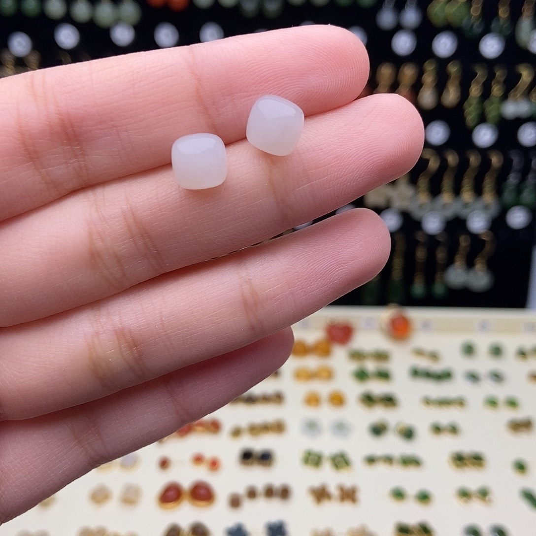 和田玉银S925镀金镶嵌耳饰