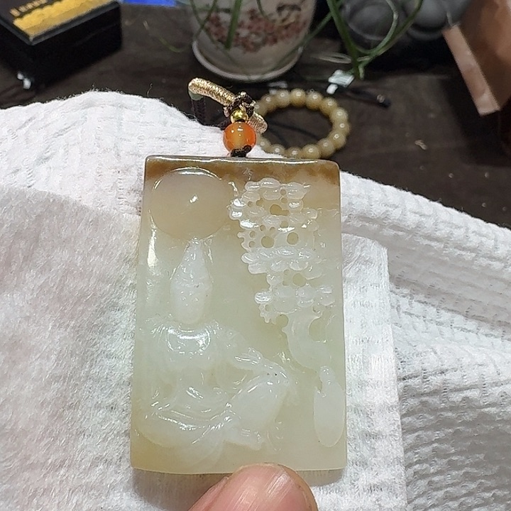 未镶嵌和田玉车挂