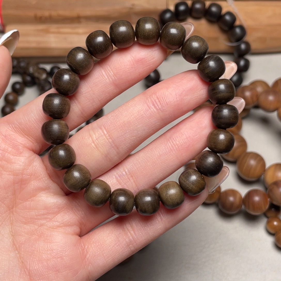 檀香木手串/手链老山檀0.9.1.0阴沉