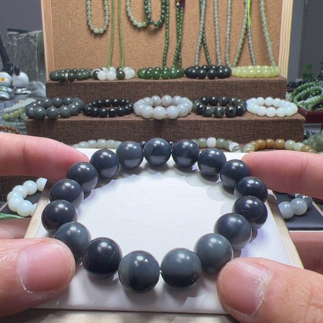 和田玉（糖玉）未镶嵌手链