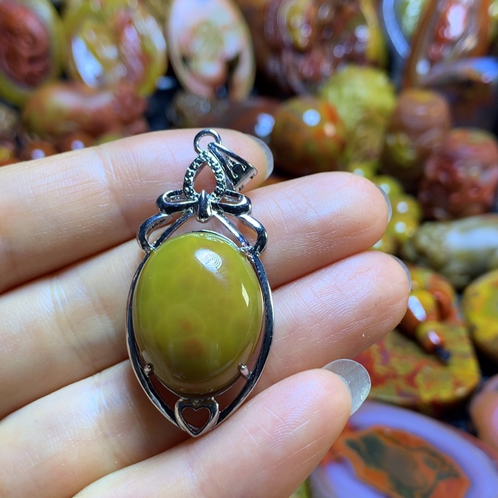 玛瑙/玉髓未镶嵌战国红