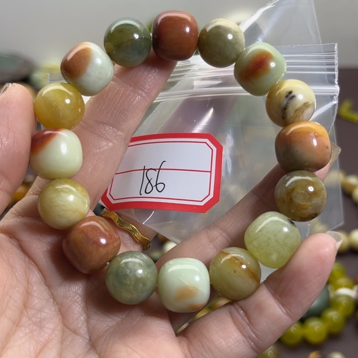 蛇纹石玉未镶嵌手链