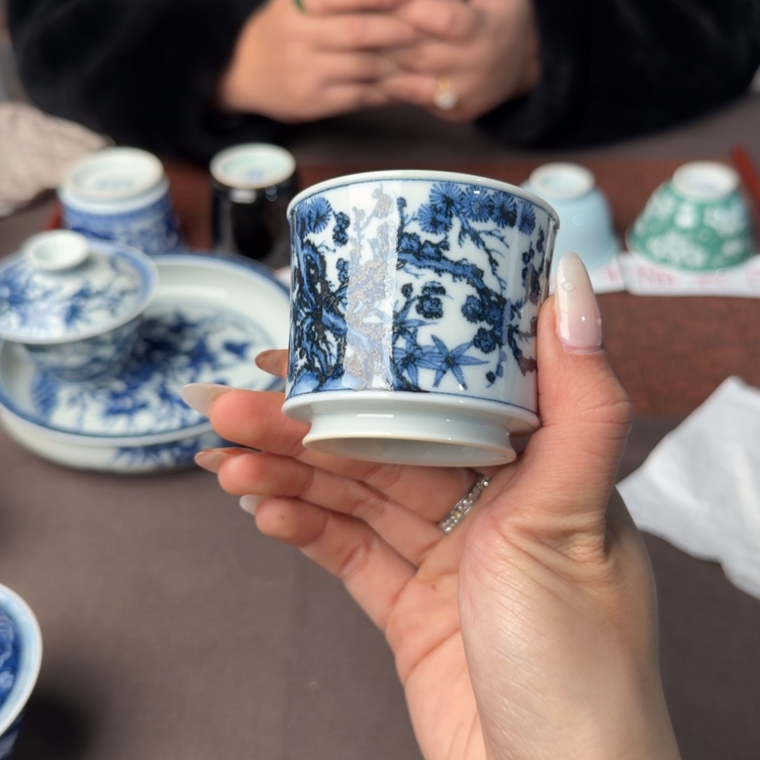 啦***啦瓷片青花瓷器等传统工艺品的收藏