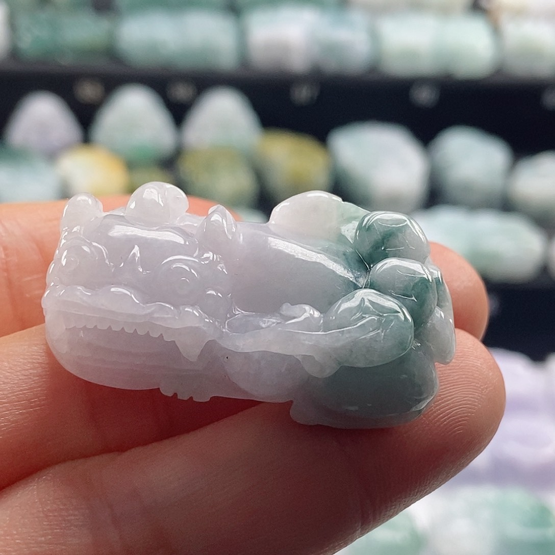 颈饰未镶嵌翡翠翡翠貔貅