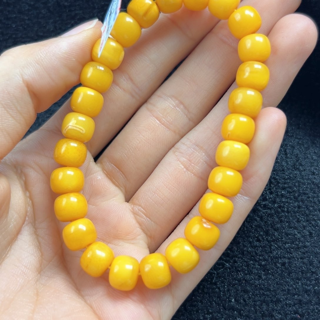 未镶嵌琥珀珠宝奇石