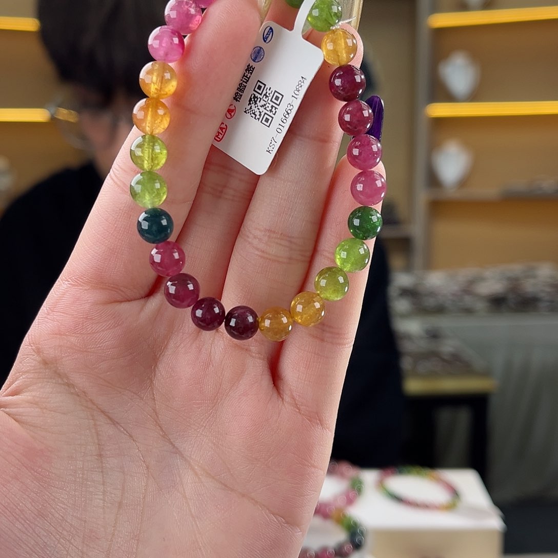 碧玺碧玺7mm（多样性发一件未镶嵌