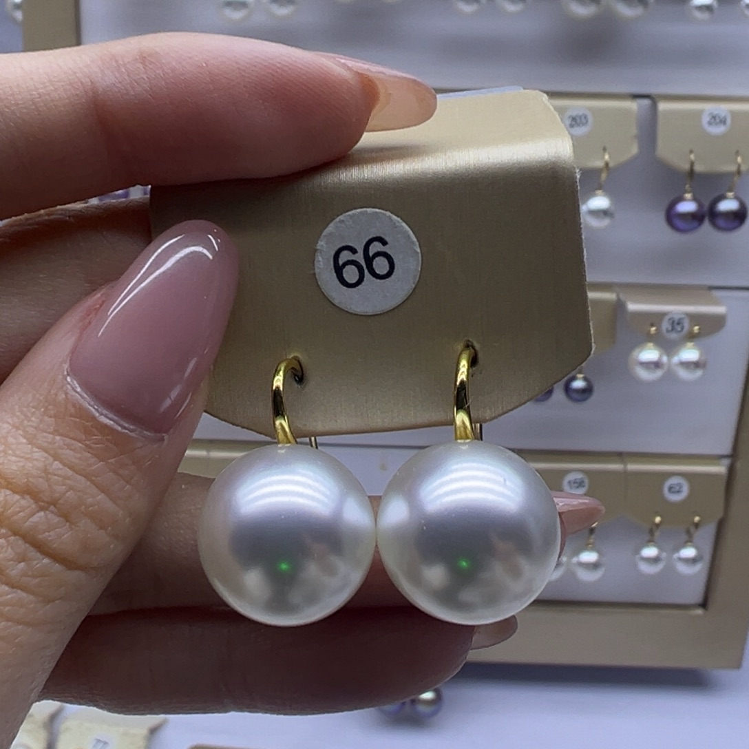 淡水珍珠耳饰18K金镶嵌