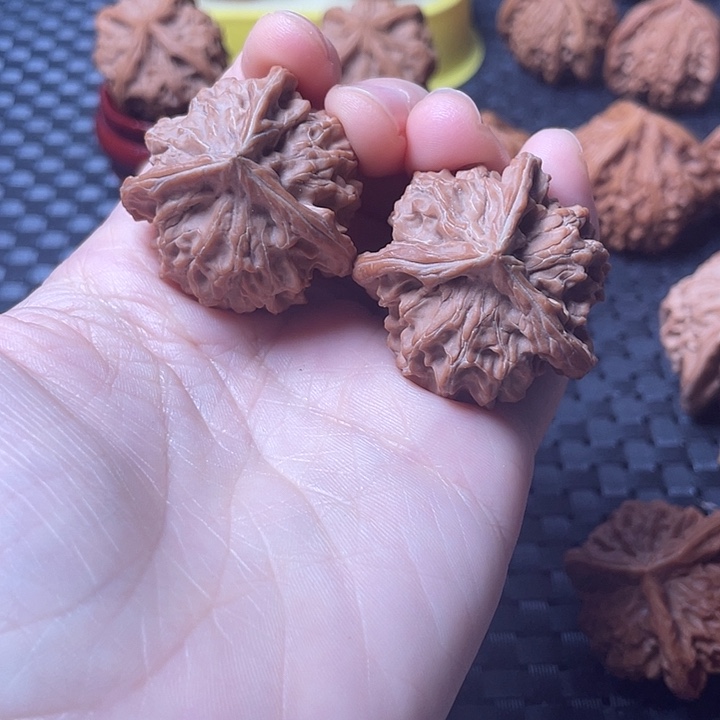文玩核桃把件37盘山