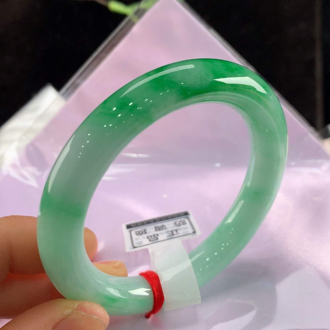 翡翠手镯未镶嵌111-0025