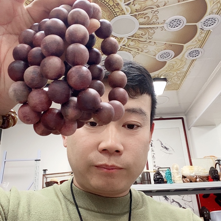 琉璃/树脂/塑料类2437。     