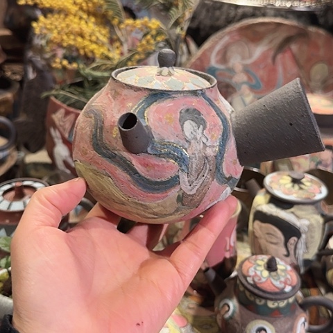 手工制作各种精美陶瓷