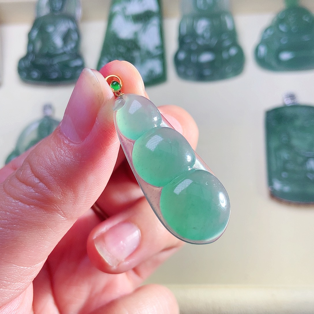 【闪购商品】翡翠颈饰18K金镶嵌天然