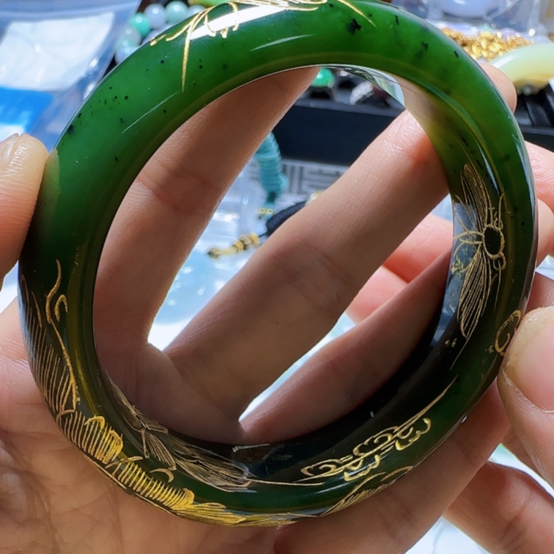 和田玉未镶嵌手镯和田玉460