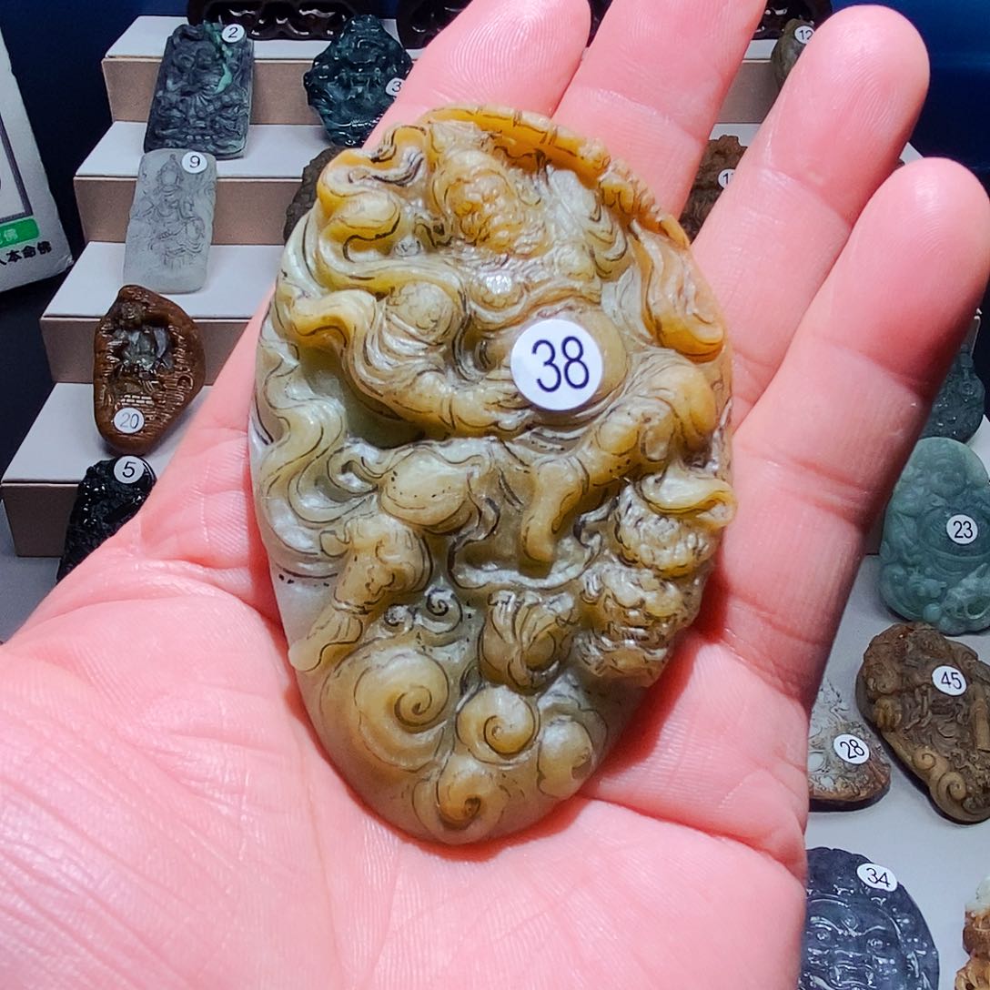 定制翡翠未镶嵌红***倒赵公明