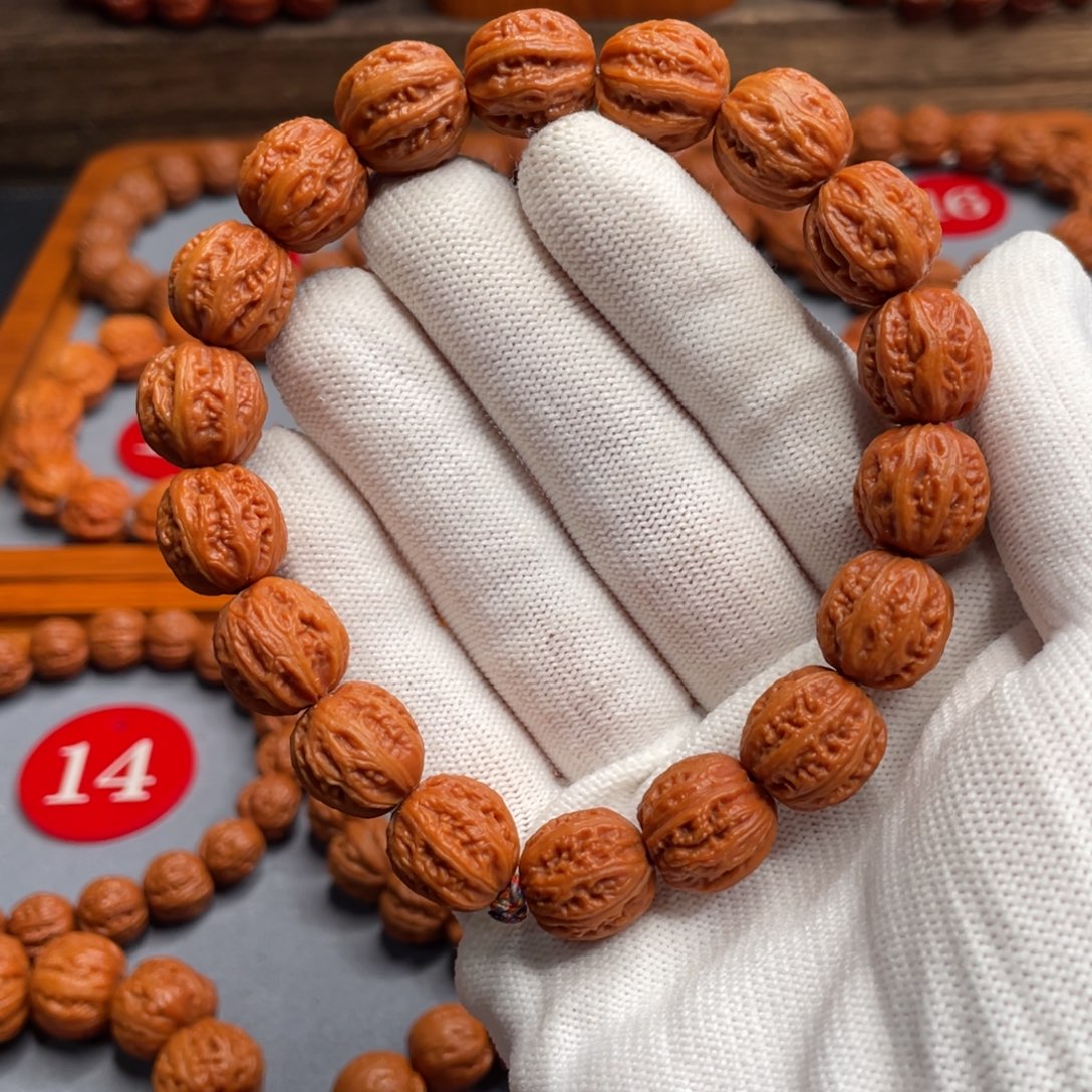 用***5手串文玩核桃西瓜