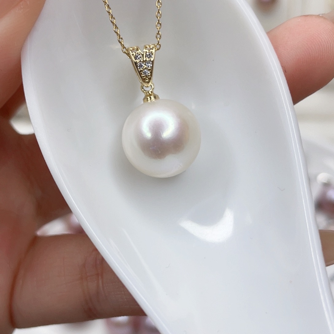 淡水珍珠未镶嵌吊坠(赠链)