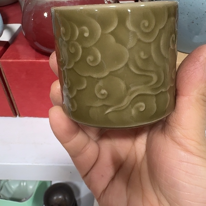 主人杯一个，瓷。。。