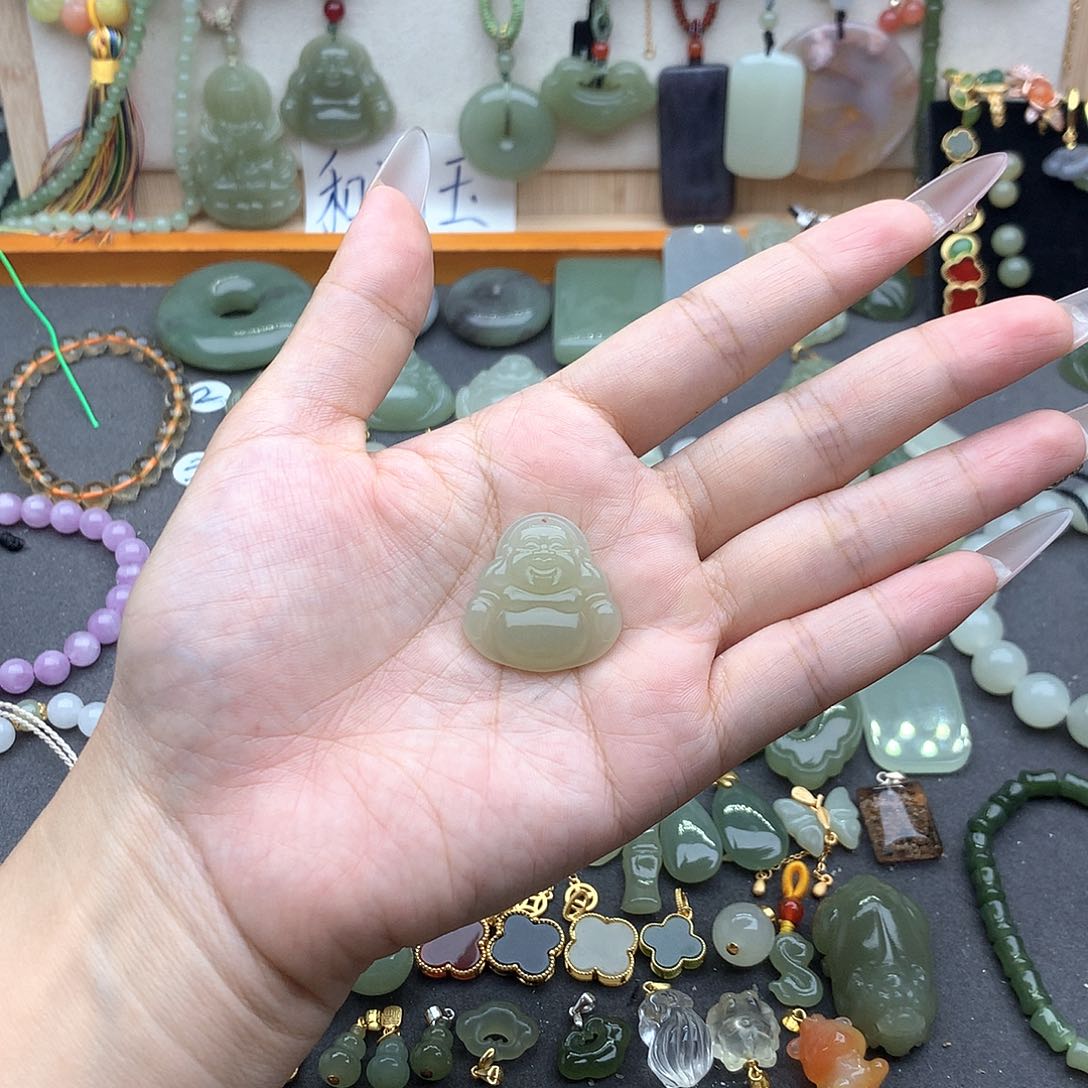 和田玉未镶嵌吊坠(不含链)