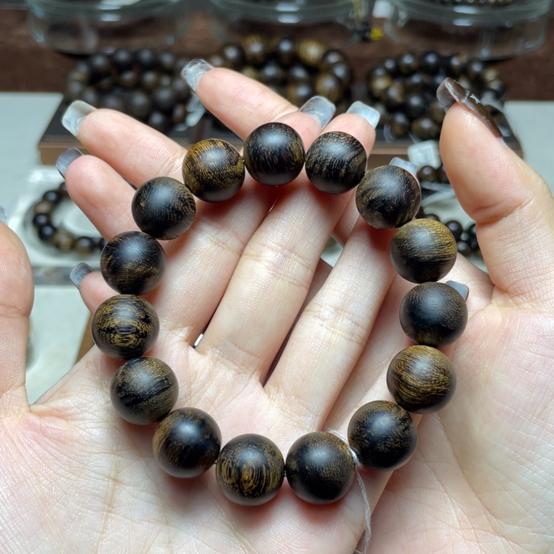 沉香手串君**生越南芽庄白奇楠爆满虎斑纹1.4单圈