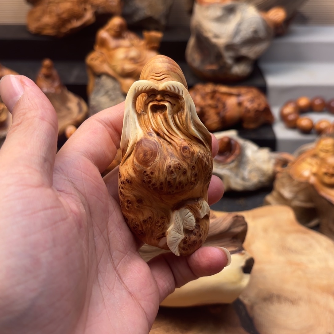 王***群柏木太行崖柏手工雕刻