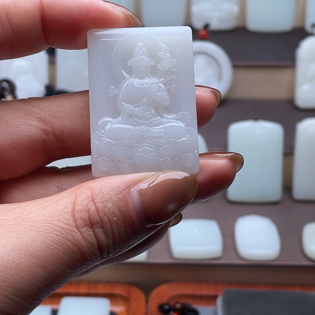 1***，和田玉未镶嵌颈饰