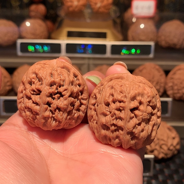 文玩核桃把件兵马俑