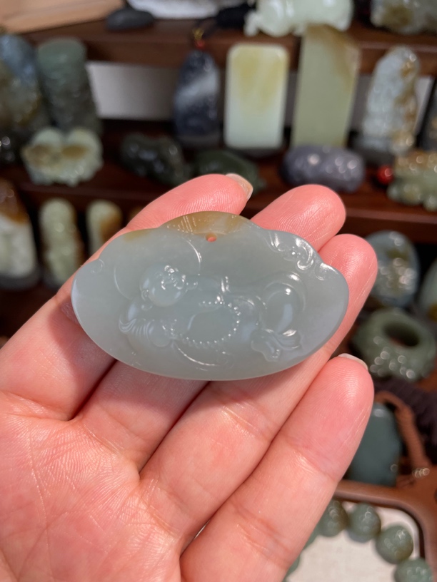 新疆和田玉 且末料天空蓝佛公吊坠