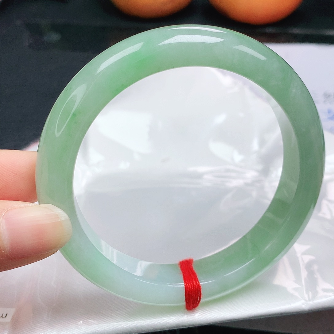 翡翠手镯未镶嵌正5859