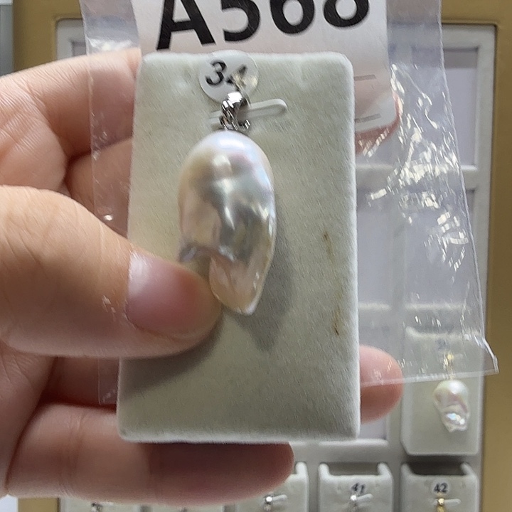 合成立方氧化锆合金
