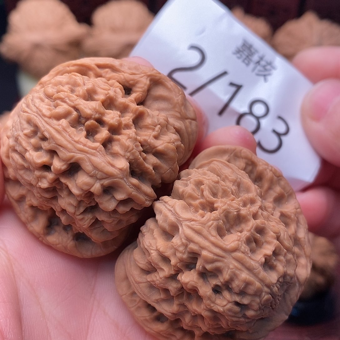 文玩核桃把件43全品南疆石