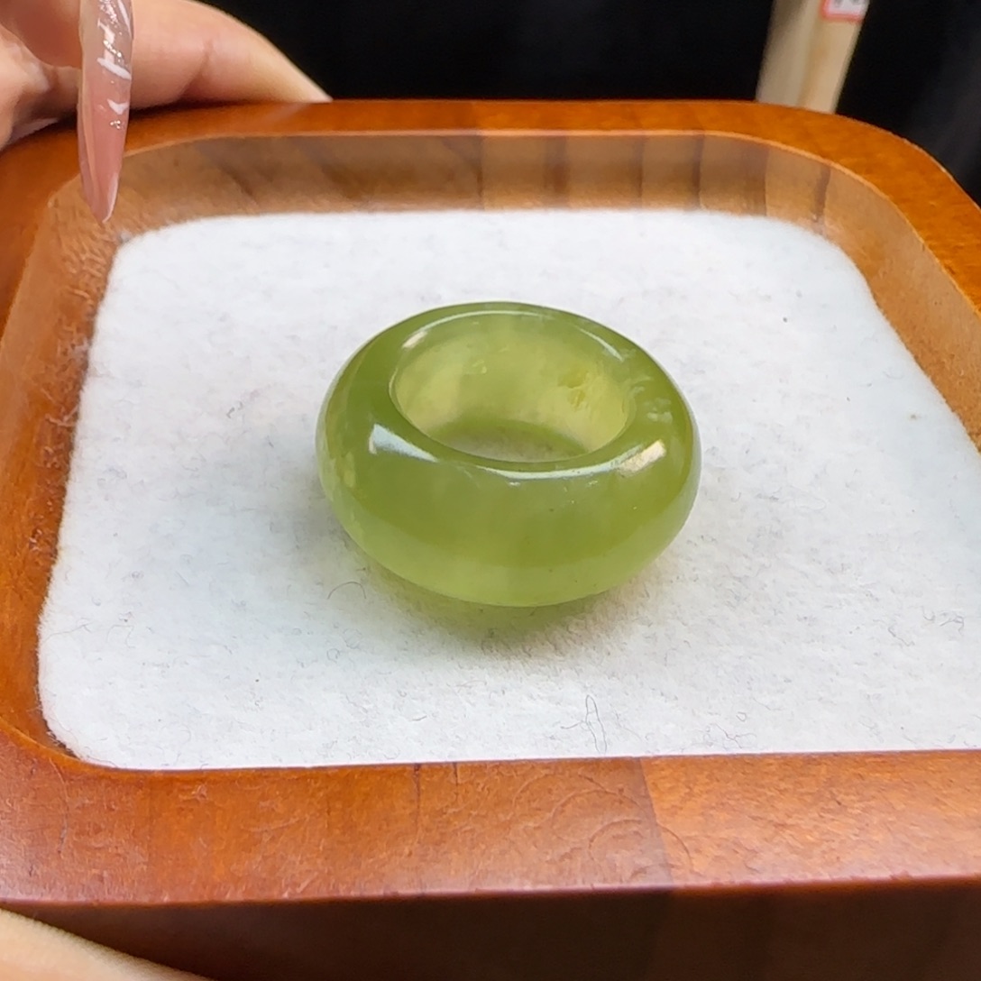 蛇纹石玉内径17.3合金画*子