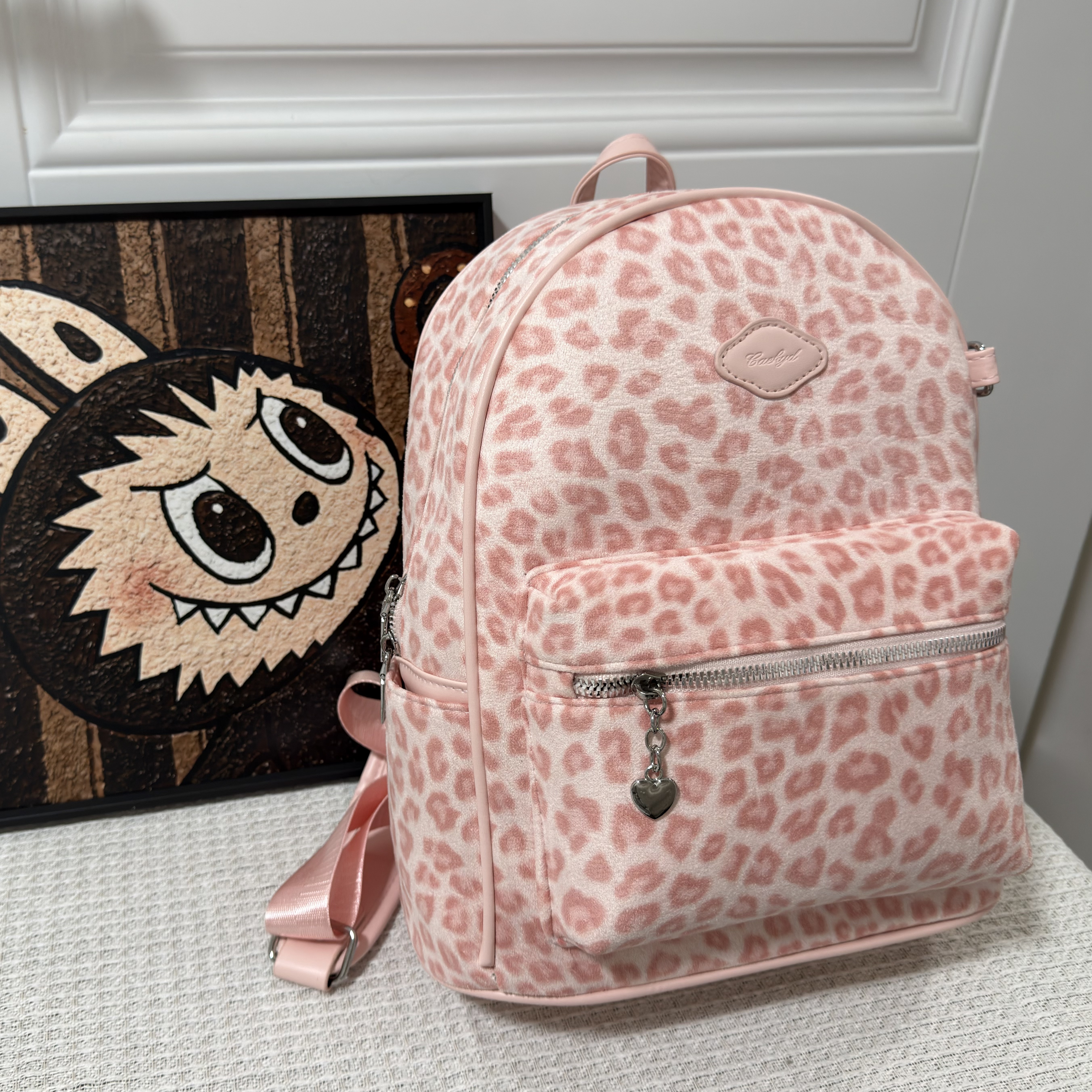 早秋系列韩系粉色豹纹绒面双肩背