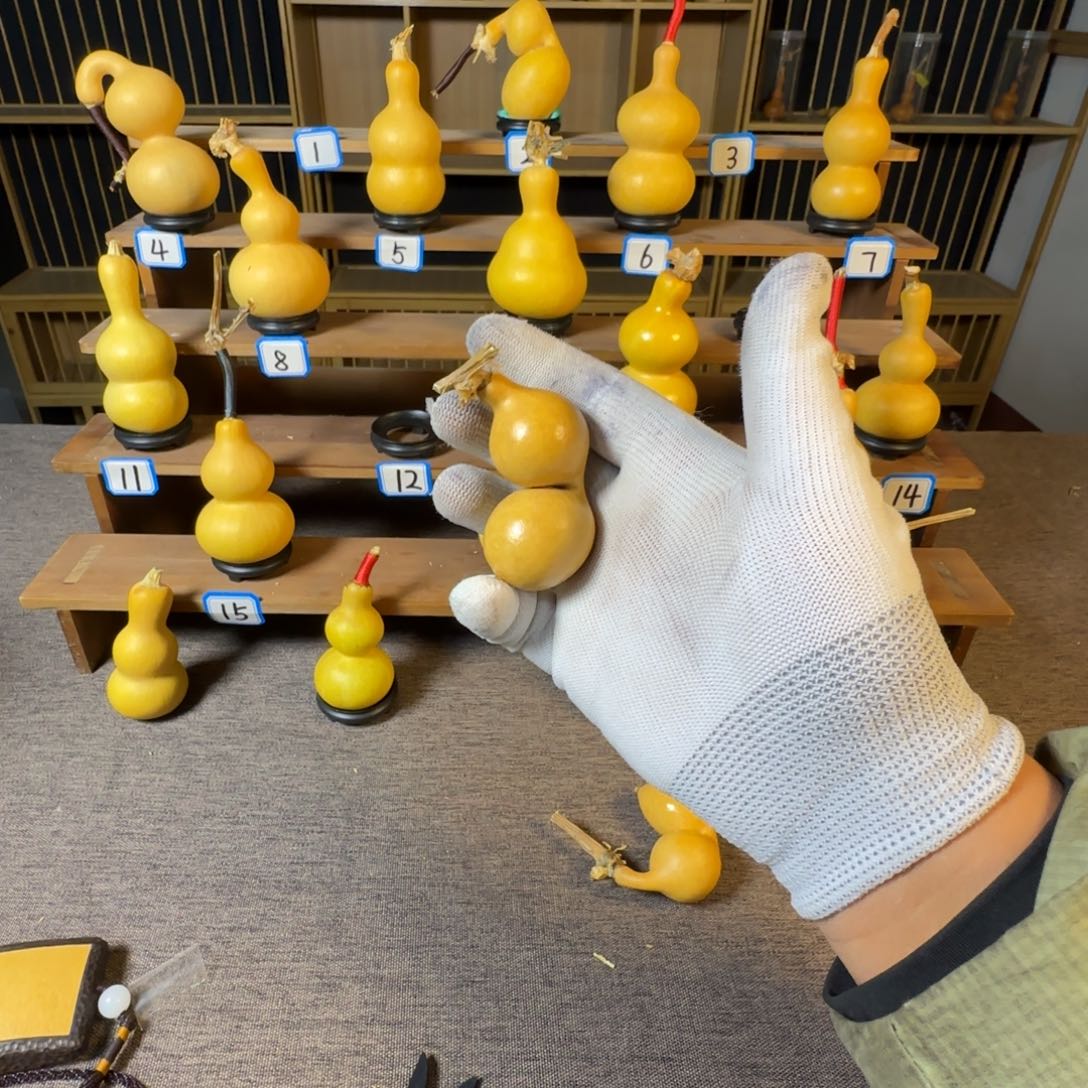 椰****你在干嘛呢我在洗衣服