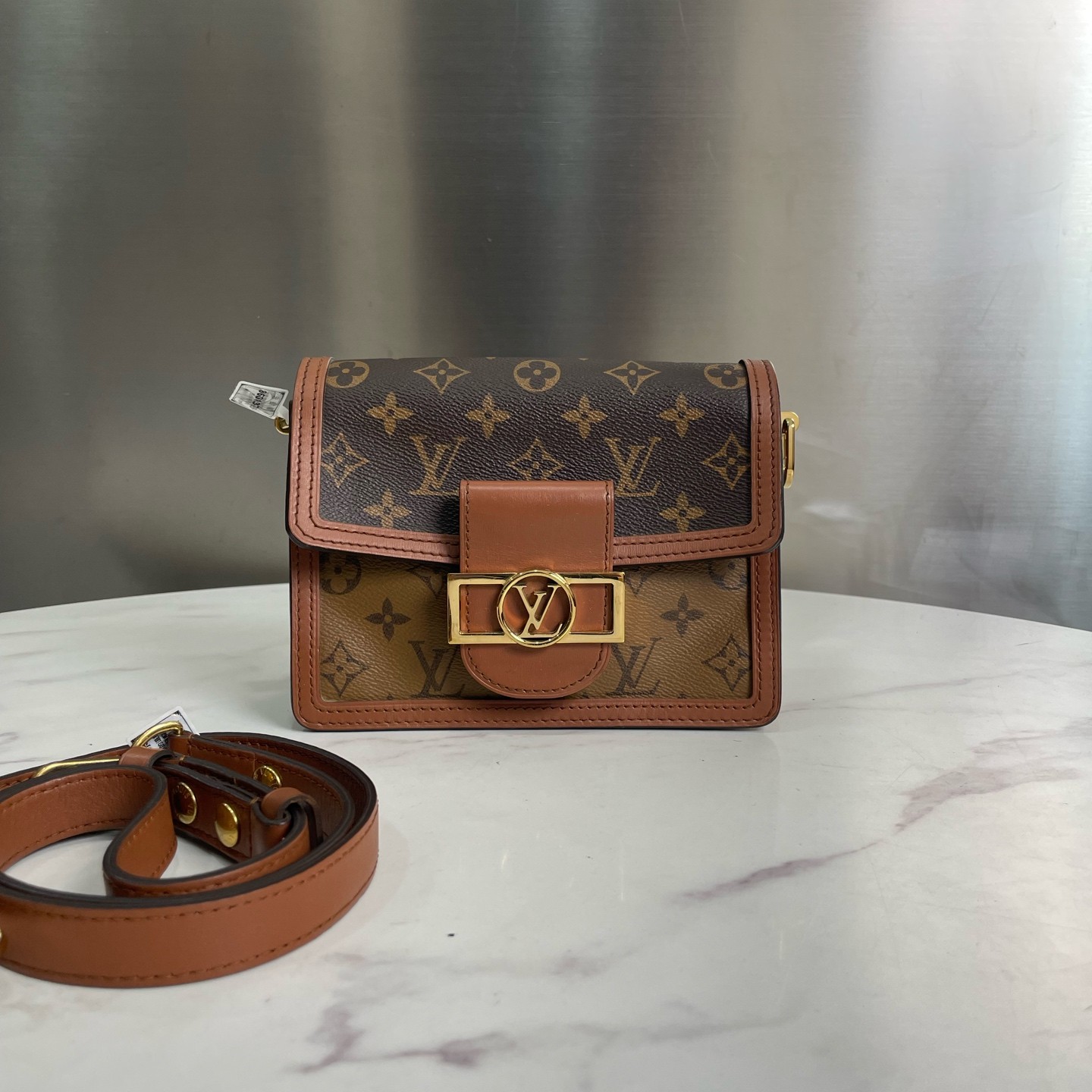 95新 LouisVuitton/路易威登 小号达芙妮腋下包斜挎包14978761