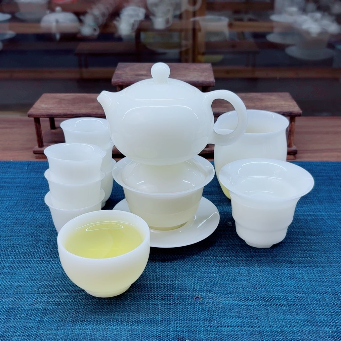 璞玉冰种玉瓷茶具
