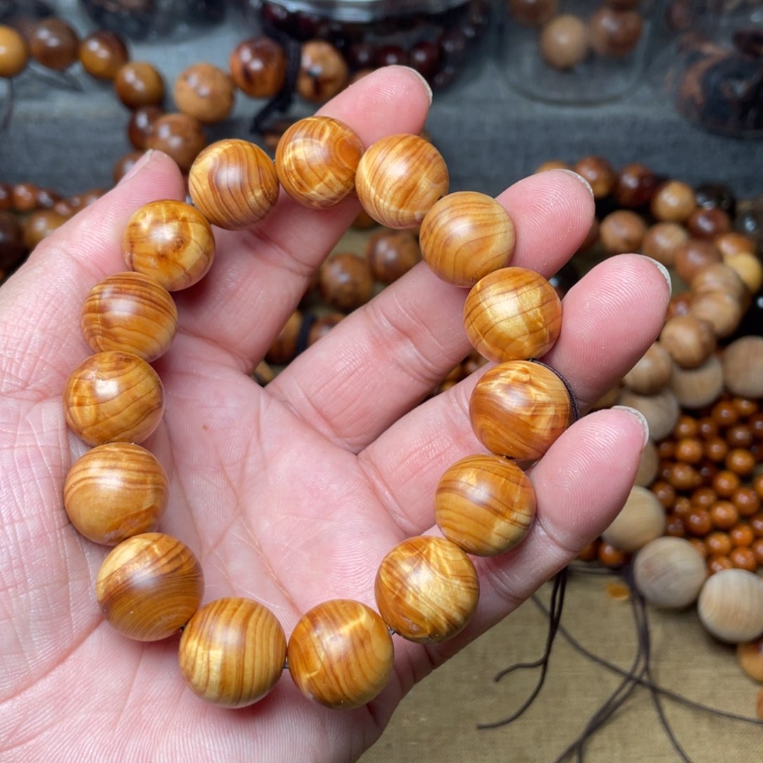 柏木（崖柏）其他1.5太行崖柏陈化满闪电带龙胆