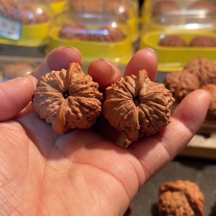 文玩核桃把件血麒麟36