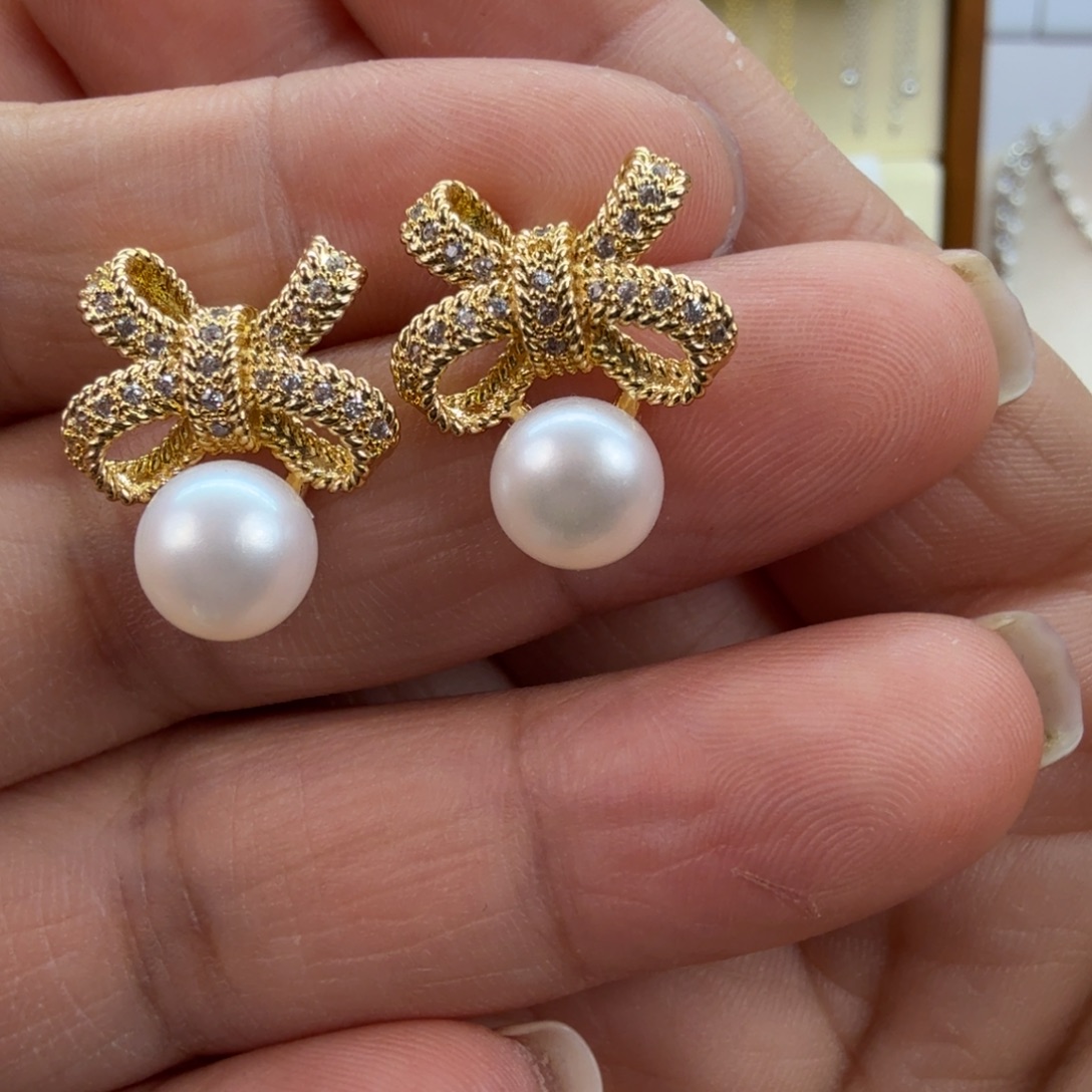 淡水珍珠耳饰未镶嵌