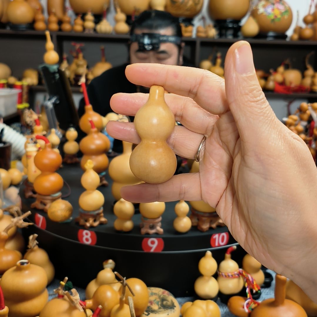 粉***肉葫芦福禄双全手把件