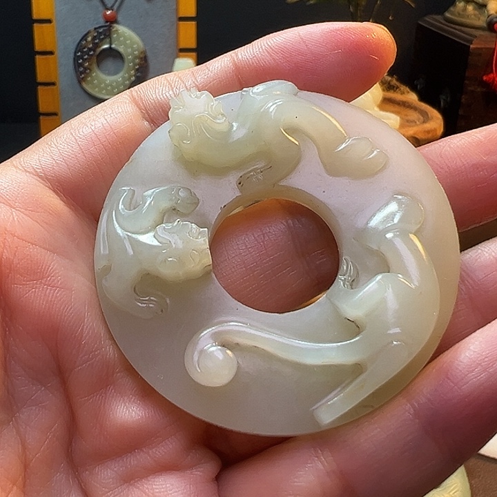 和田玉颈饰未镶嵌