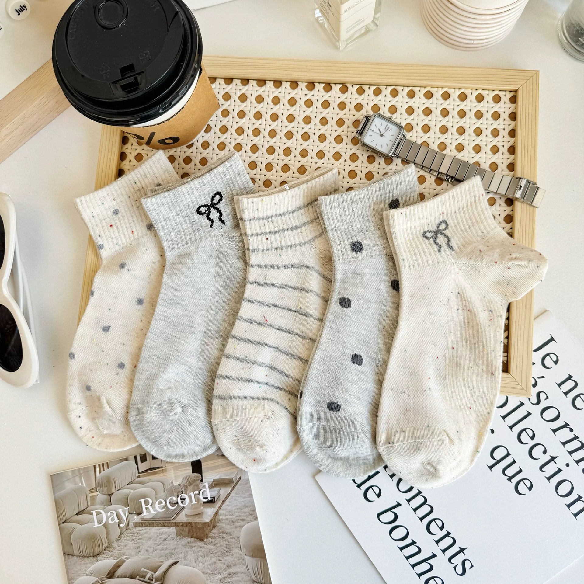 新款点子纱袜子女短袜薄款可爱蝴蝶结浅口船袜学生吸汗短筒袜