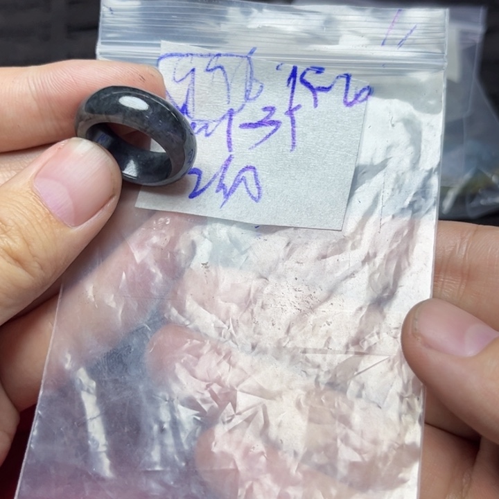 定制翡翠未镶嵌明天