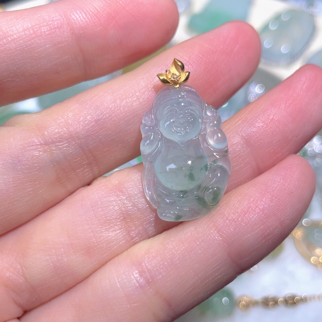 翡翠颈饰18K金镶嵌翡翠