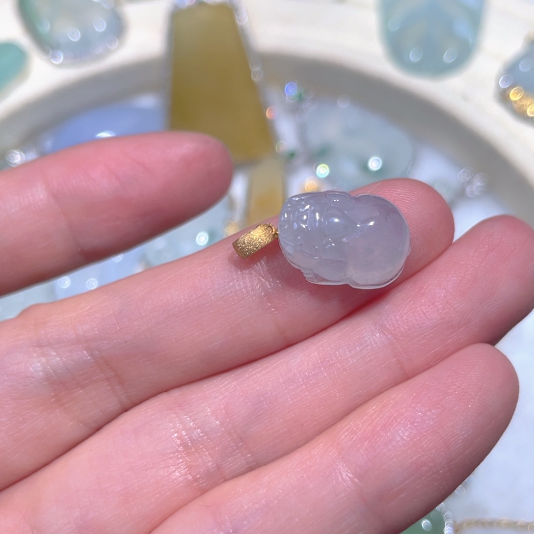 翡翠颈饰18K金镶嵌翡翠