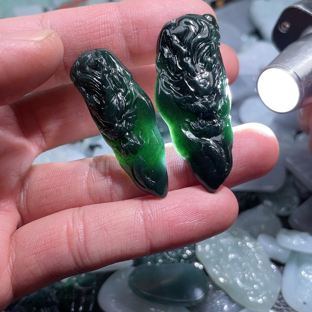 【闪购商品】翡翠颈饰未镶嵌翡翠