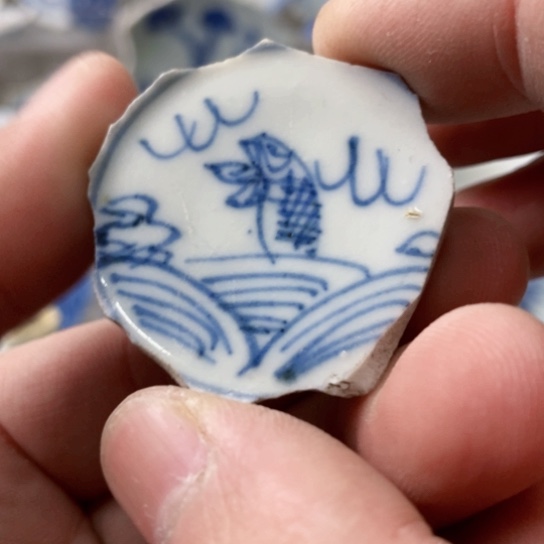 瓷片现代工艺品青花瓷片