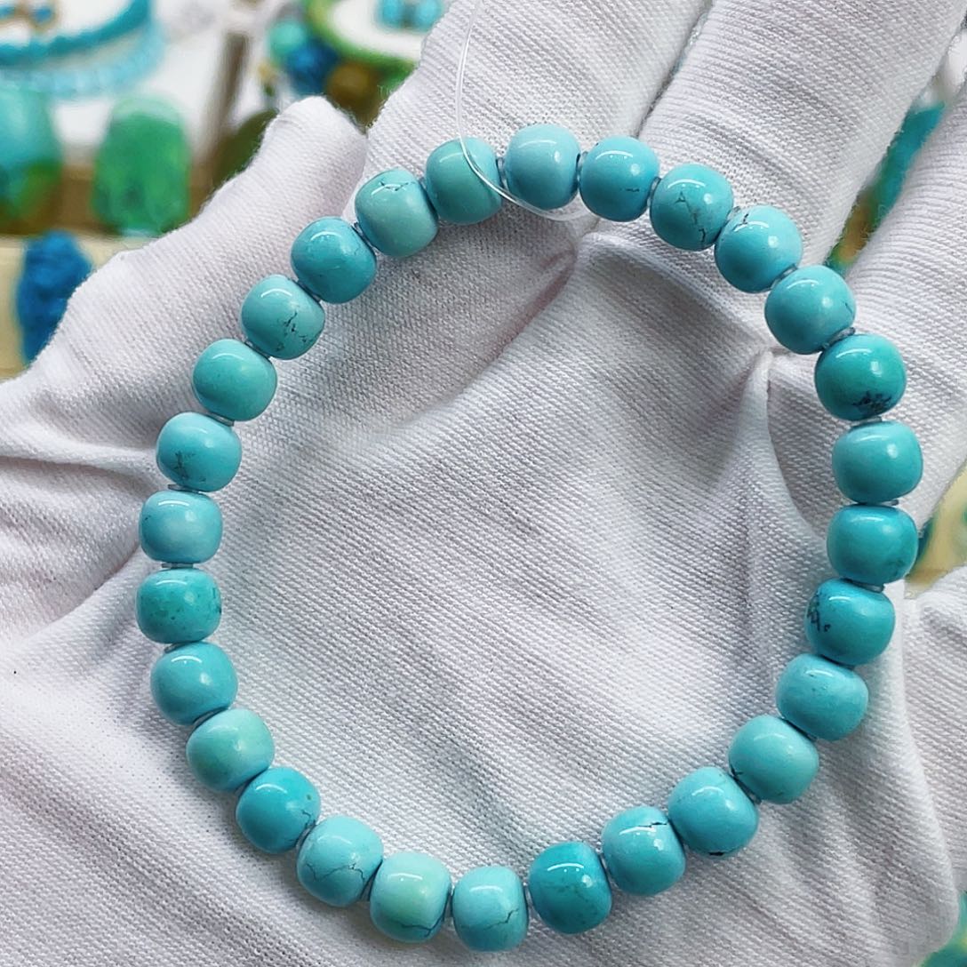 绿松石未镶嵌颈饰