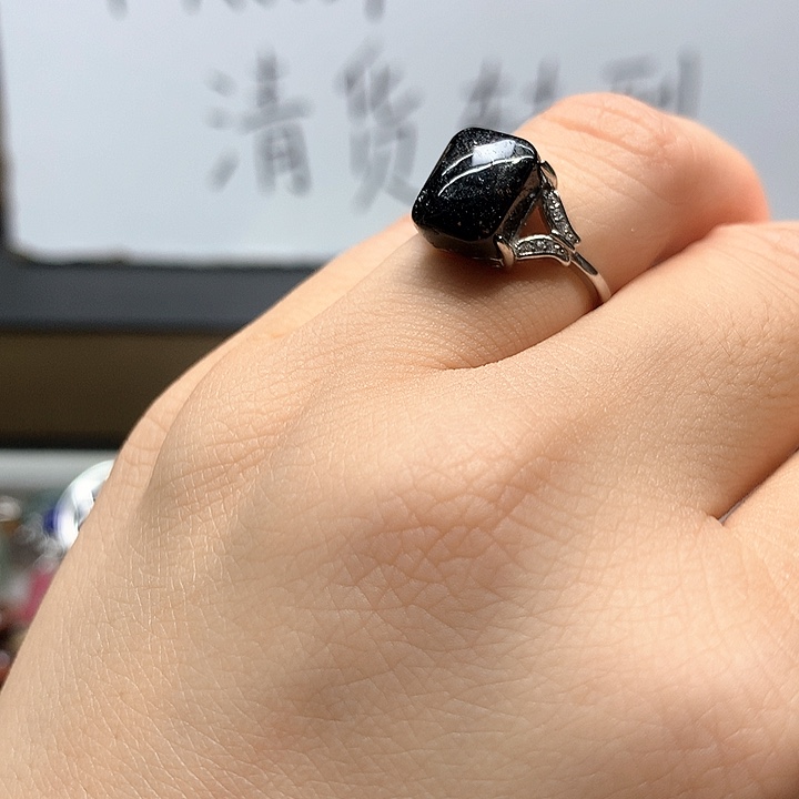 银S925镶嵌戒指水晶